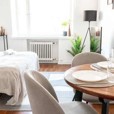 2Ndhomes Cozy Helsinki Center Studio With Park View 외부 사진